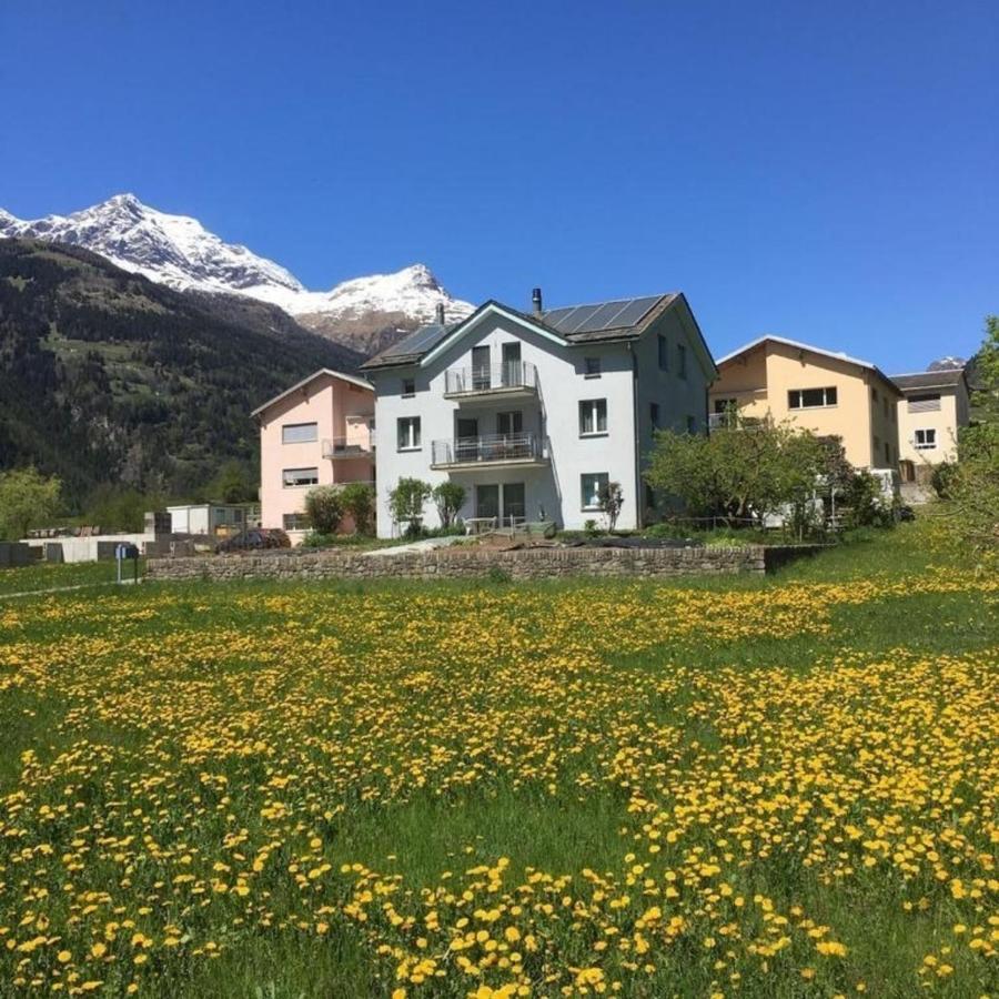 Schoene, Sonnige 25-Zimmer Parterre-Ferienwohnung Poschiavo Exterior foto